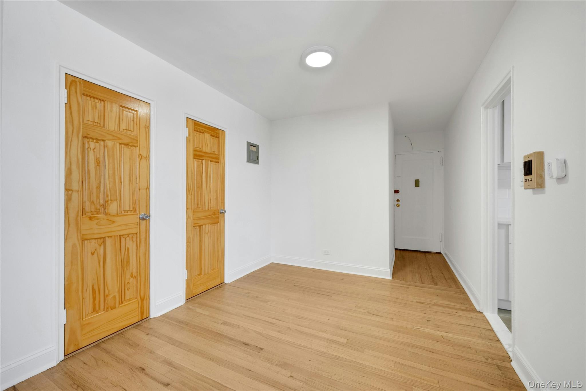5650 Netherland Avenue, Unit 3C photo 8