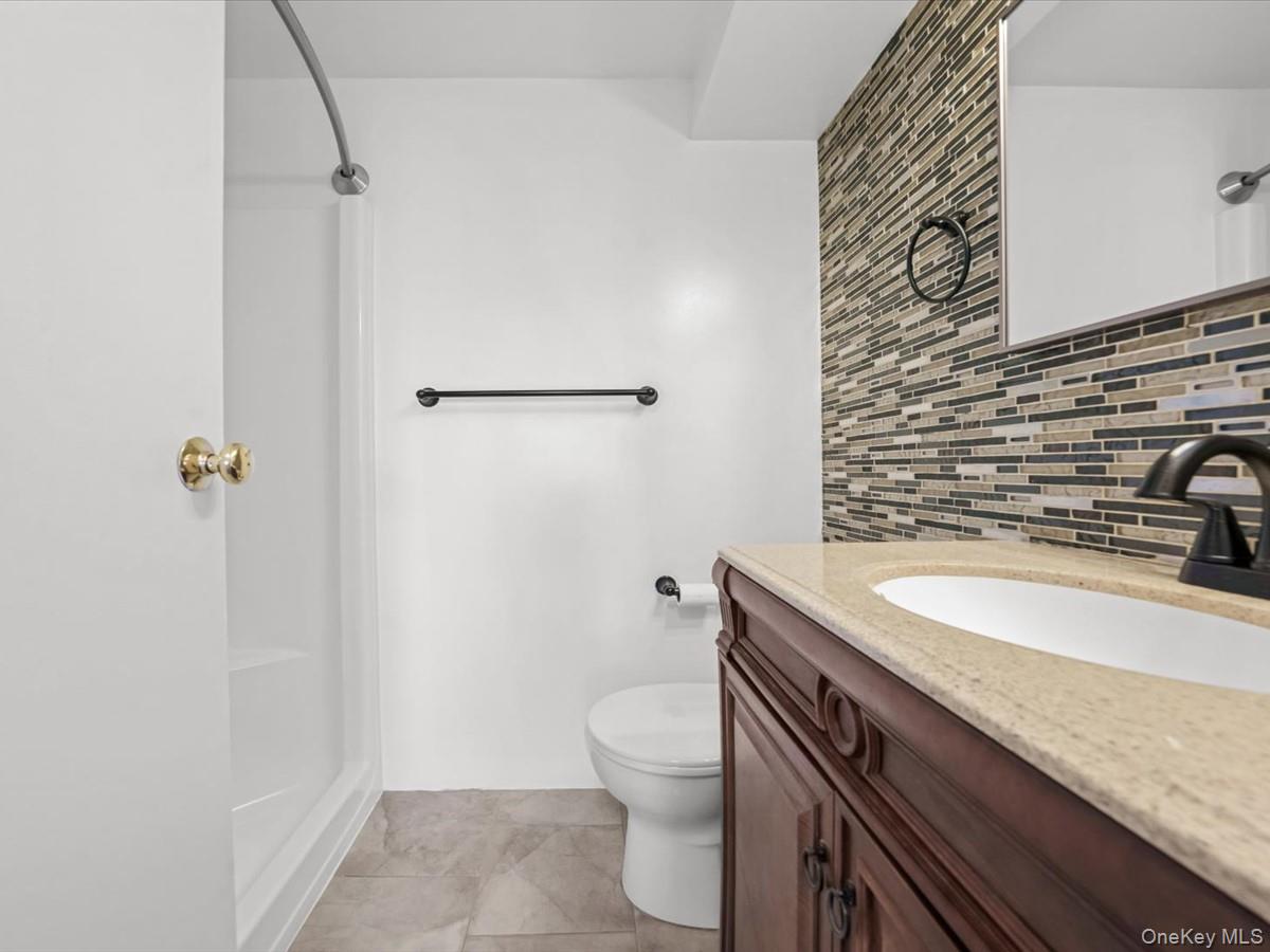 31 Casino, Unit 3J photo 13