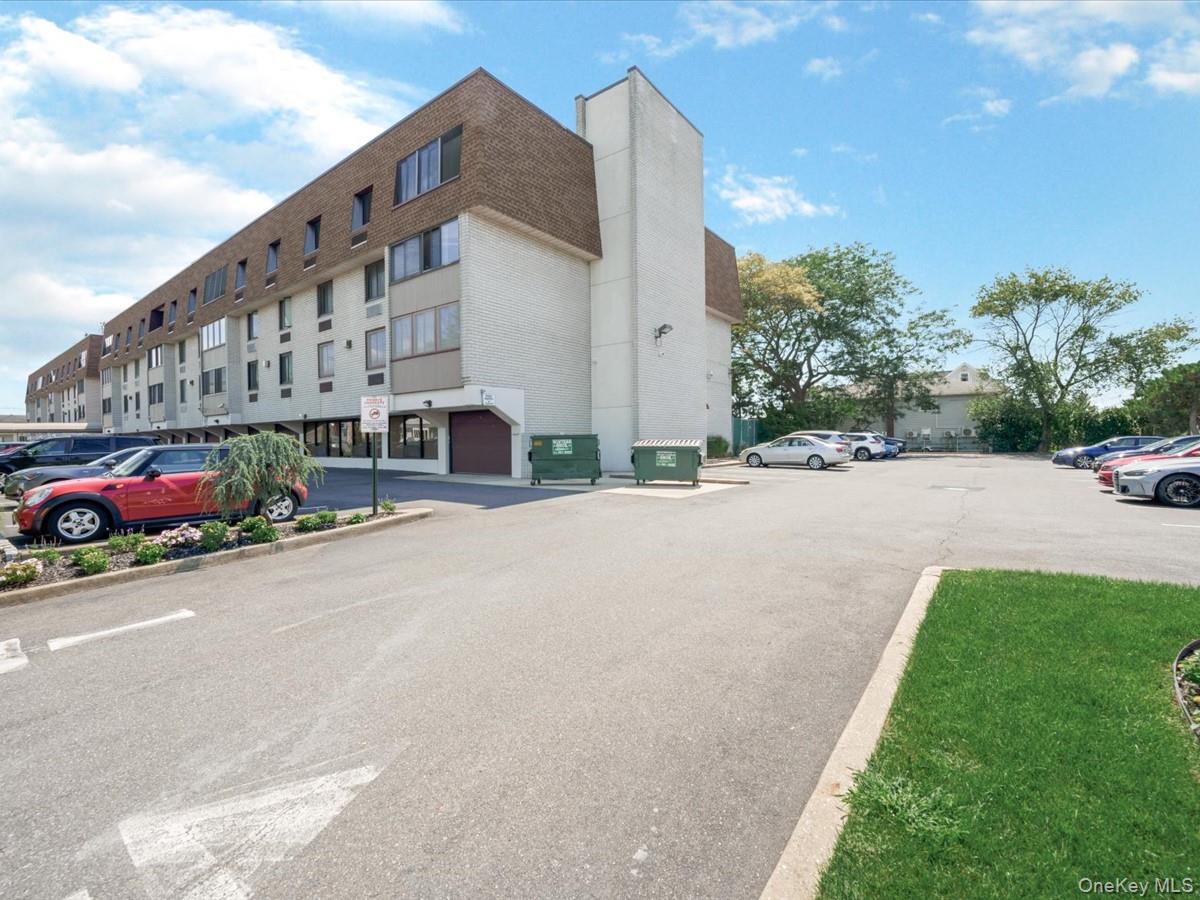 31 Casino, Unit 3J photo 18