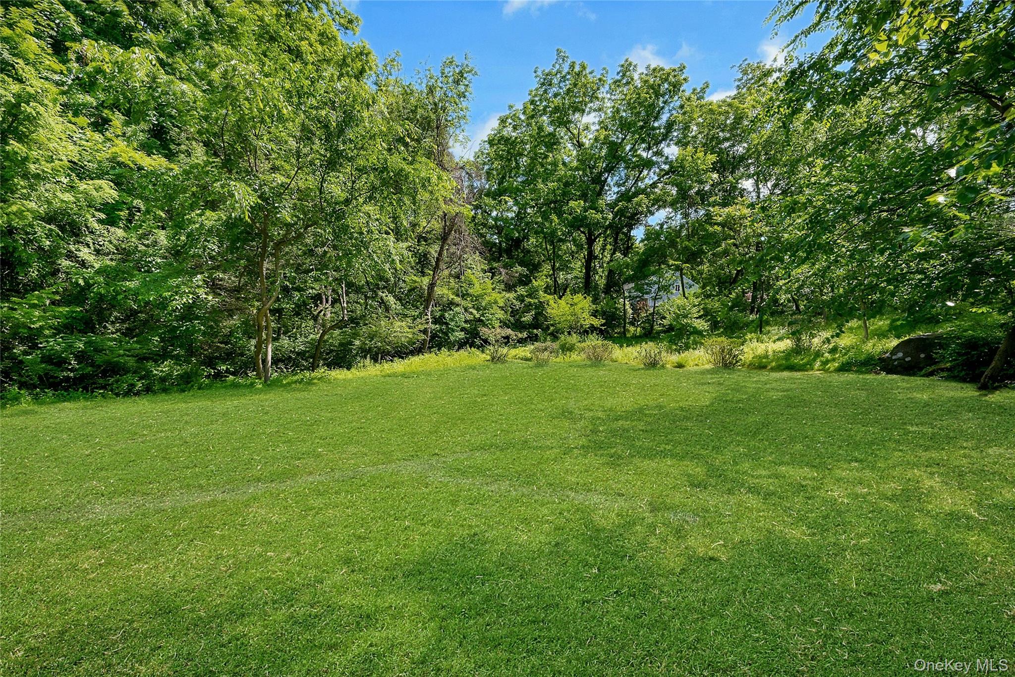 2 Banks Farm Road – For Sale photo 34