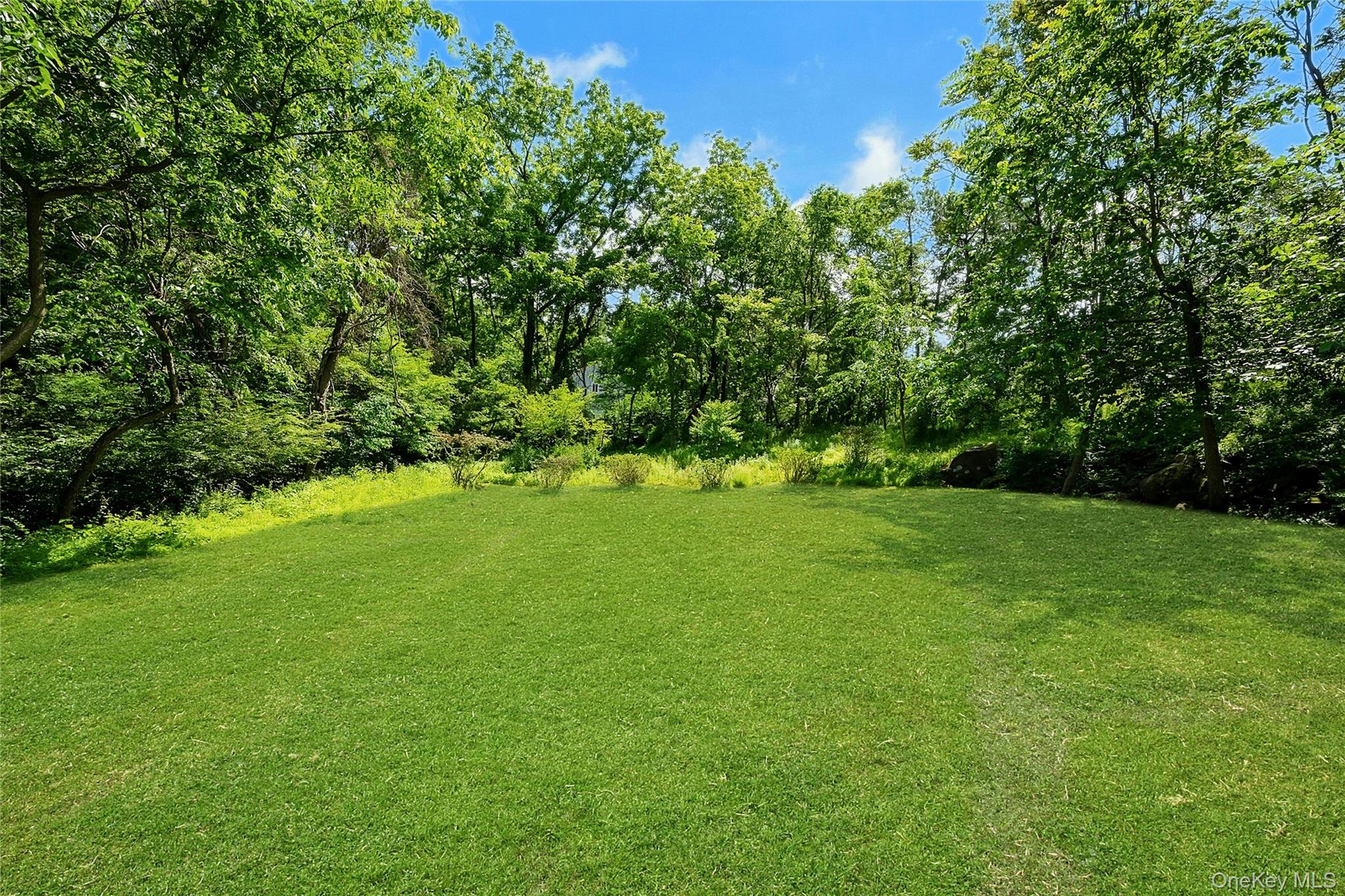 2 Banks Farm Road – For Sale photo 27