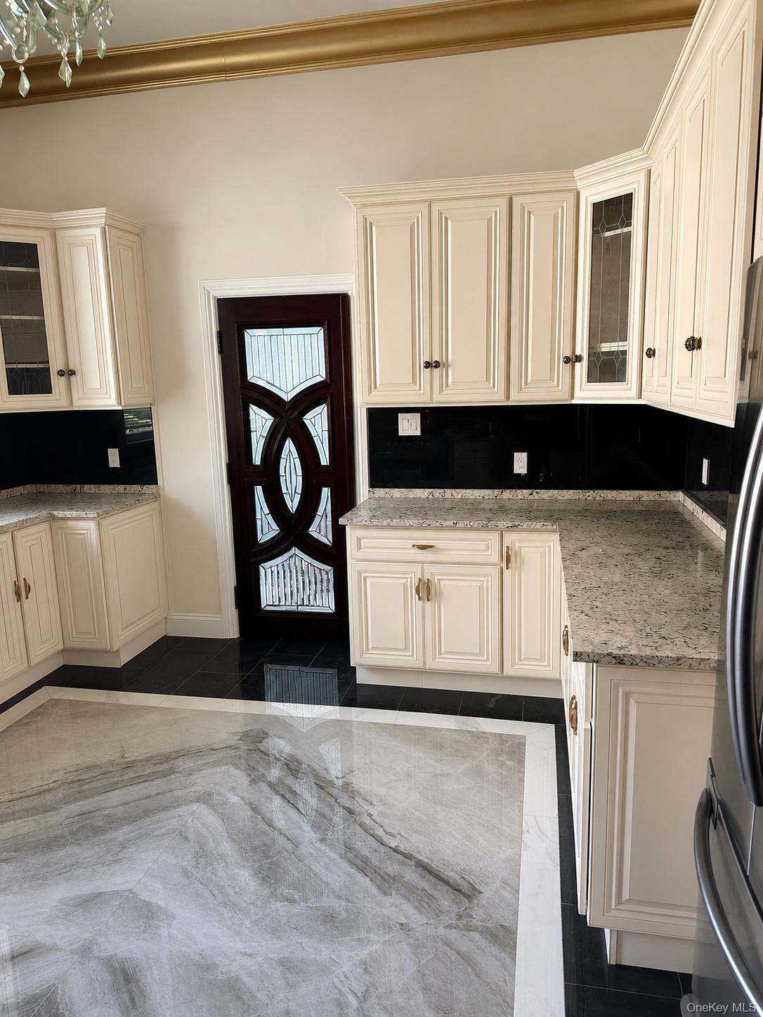 101 Summit Avenue – For Sale photo 3