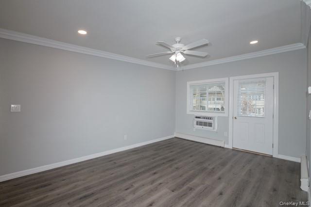 554 New Highway, Unit 3-1A photo 4