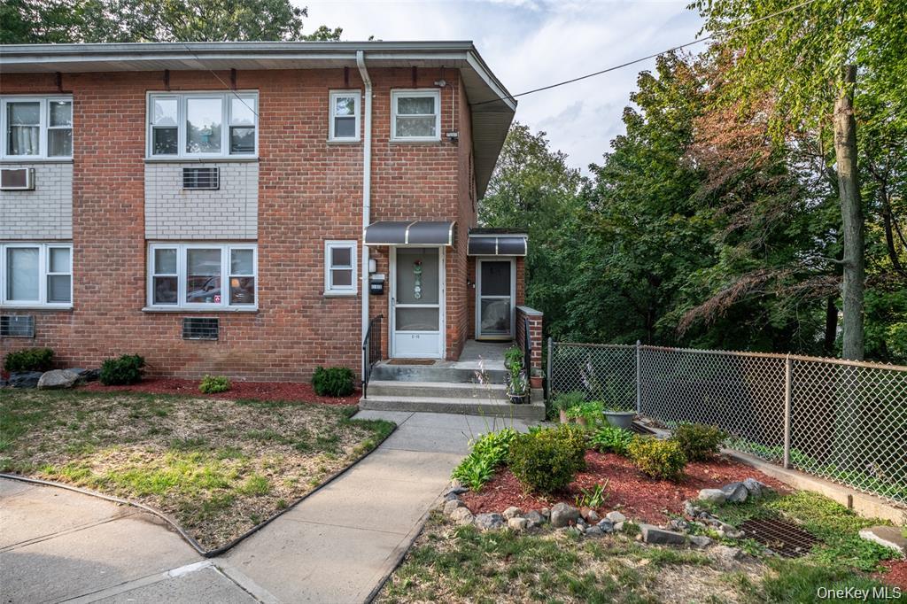 673 Pelham Road, Unit E14 photo 22