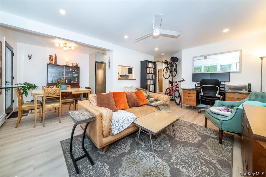 673 Pelham Road, Unit E14