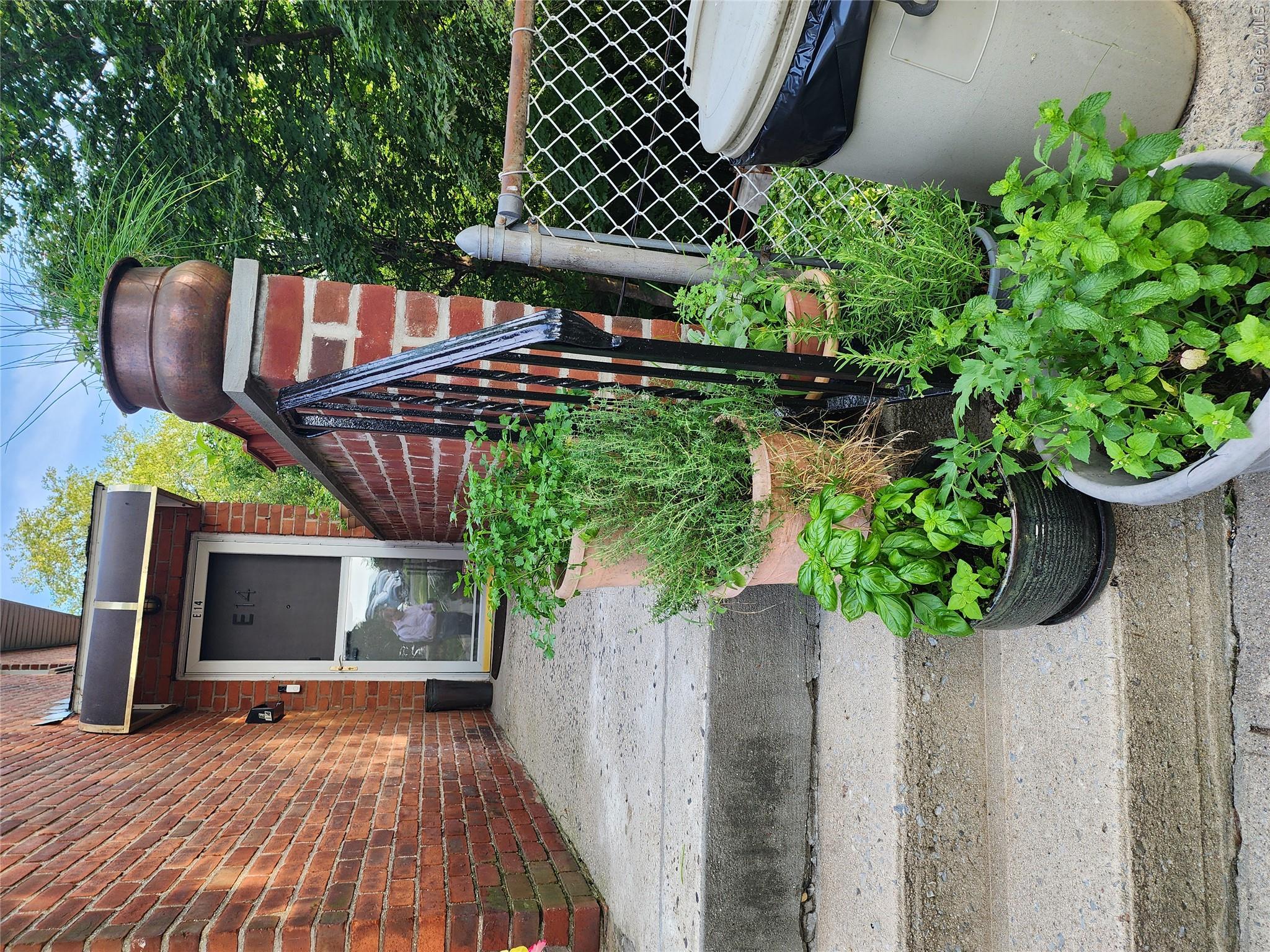 673 Pelham Road, Unit E14 photo 33
