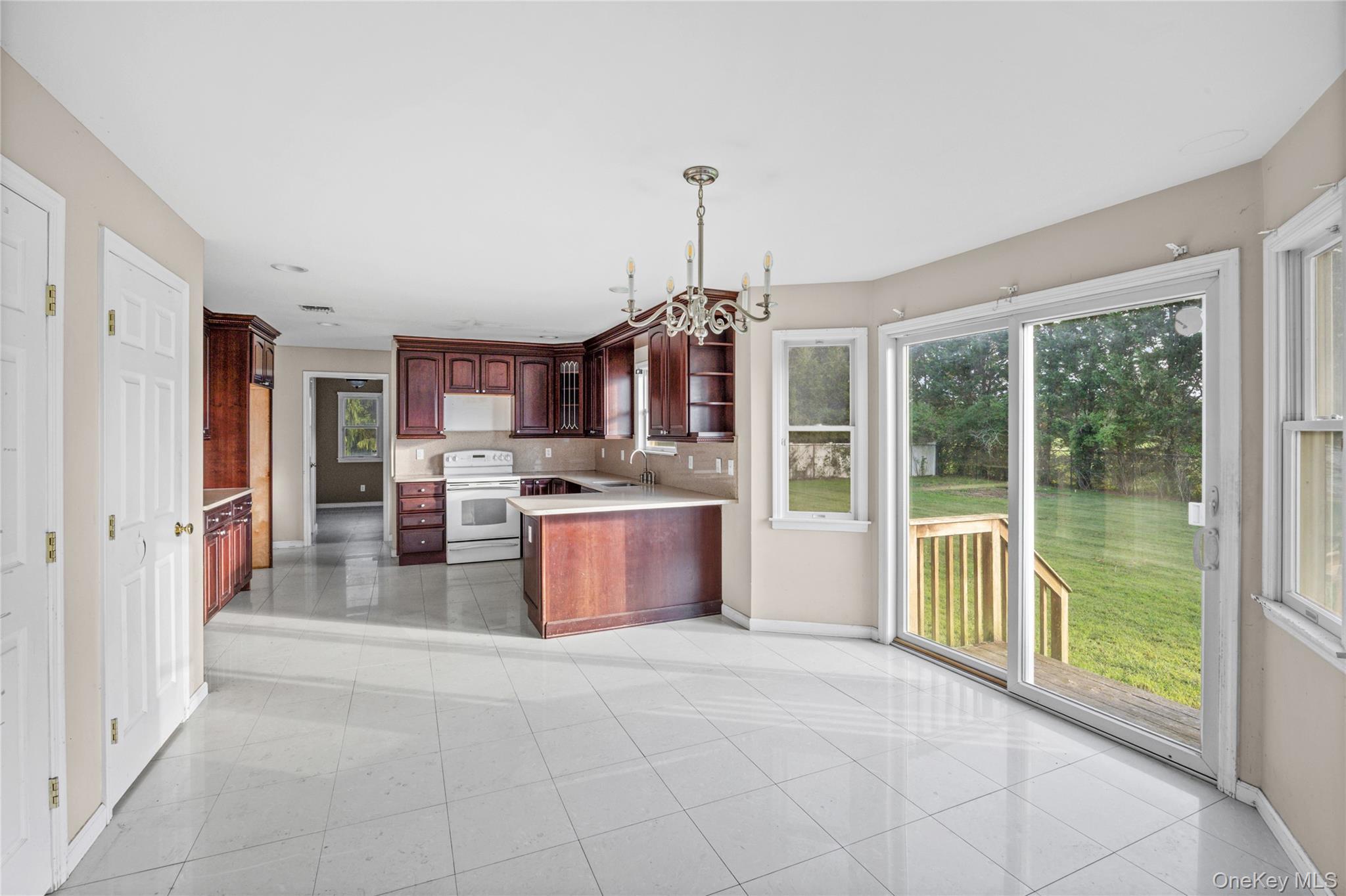 63 Nicholas Way – For Sale photo 21