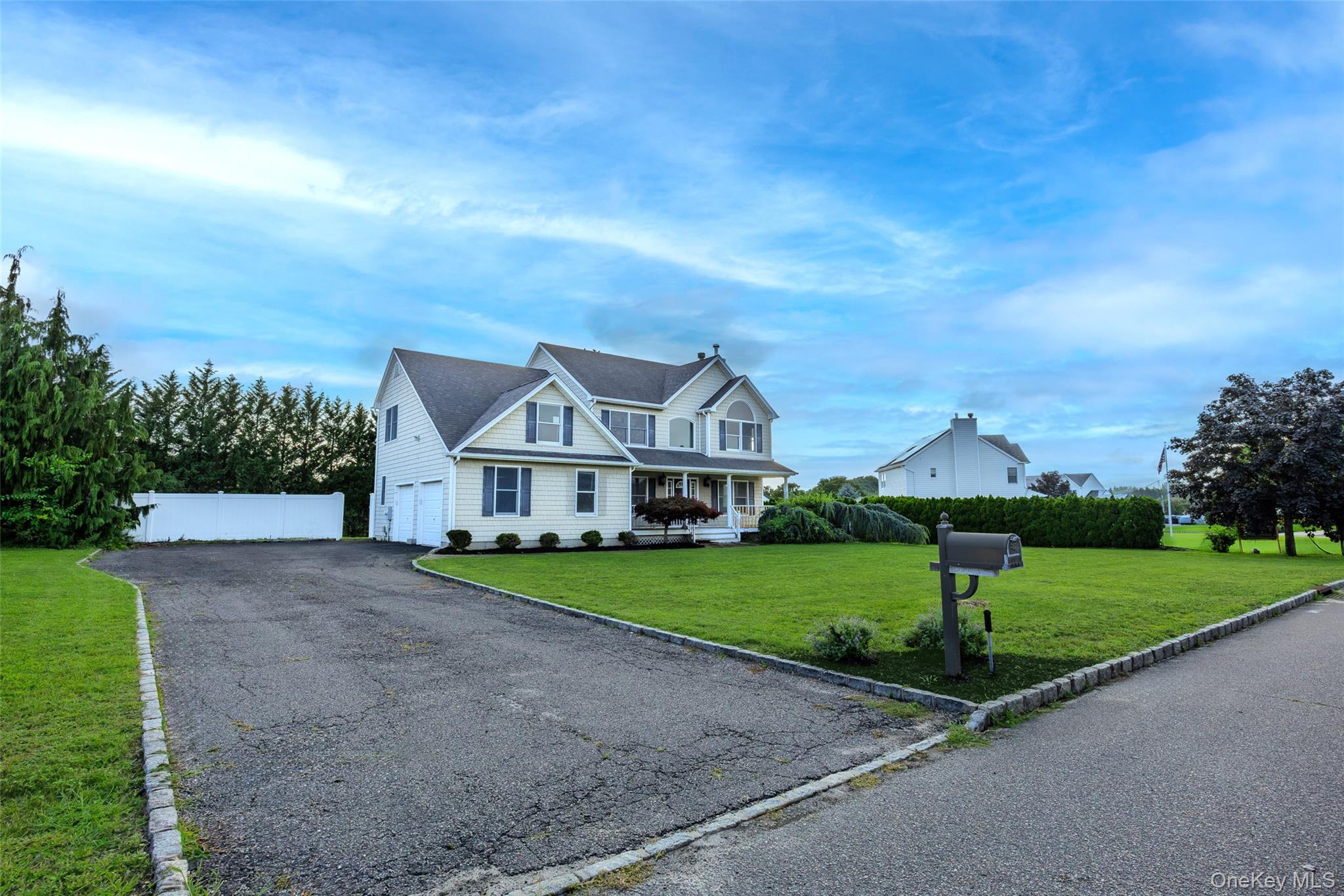 63 Nicholas Way – For Sale photo 5