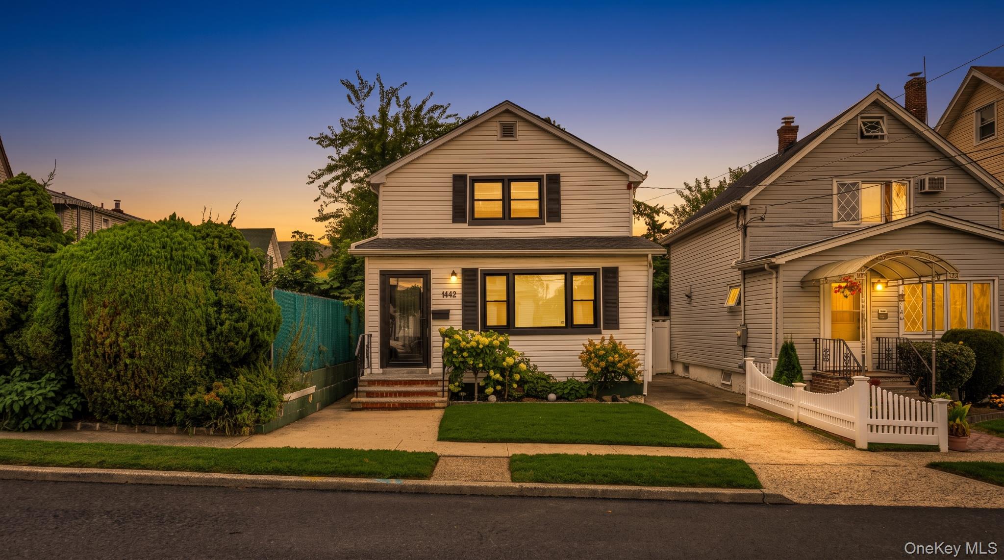1442 Woolworth Street – For Sale