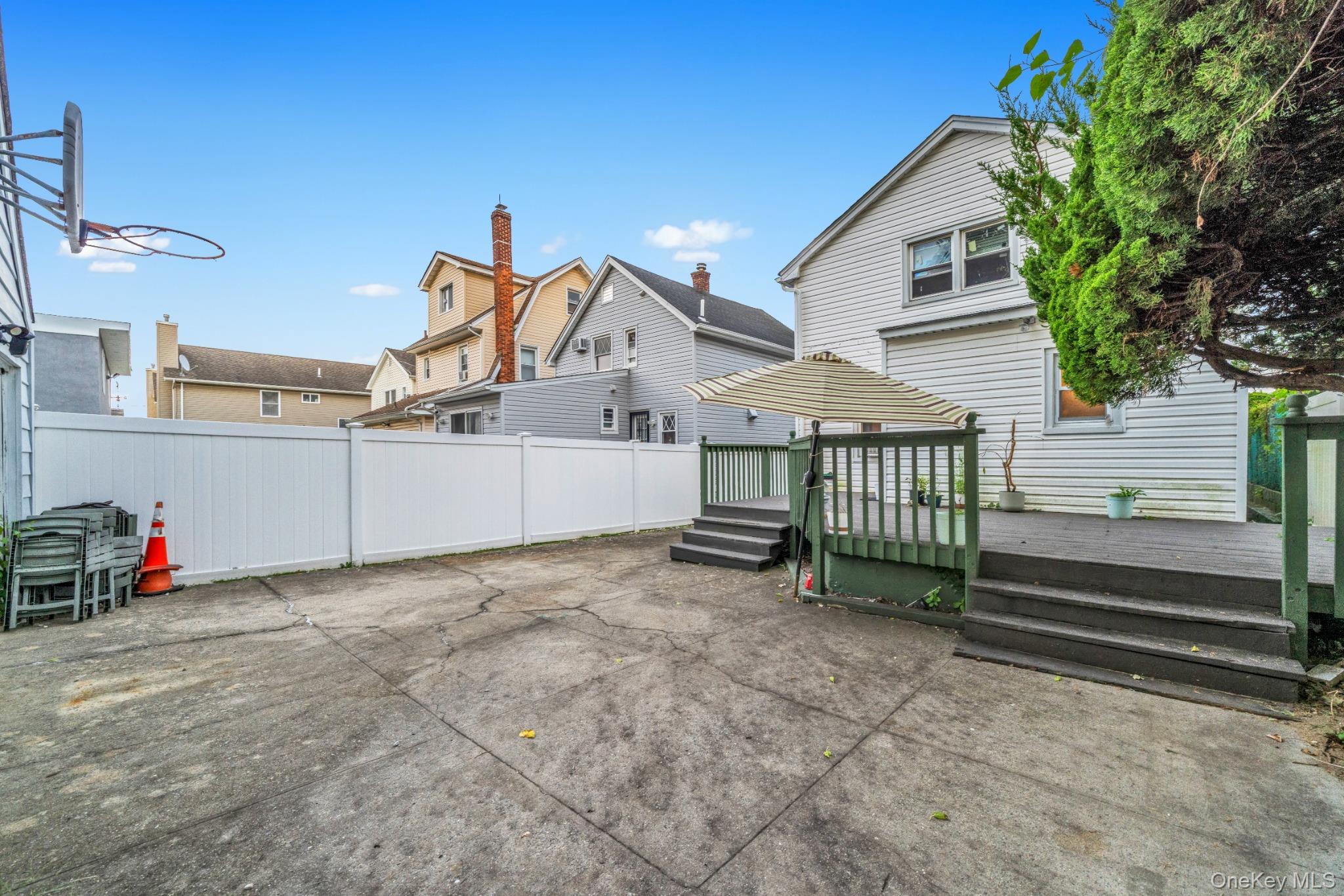1442 Woolworth Street – For Sale photo 27