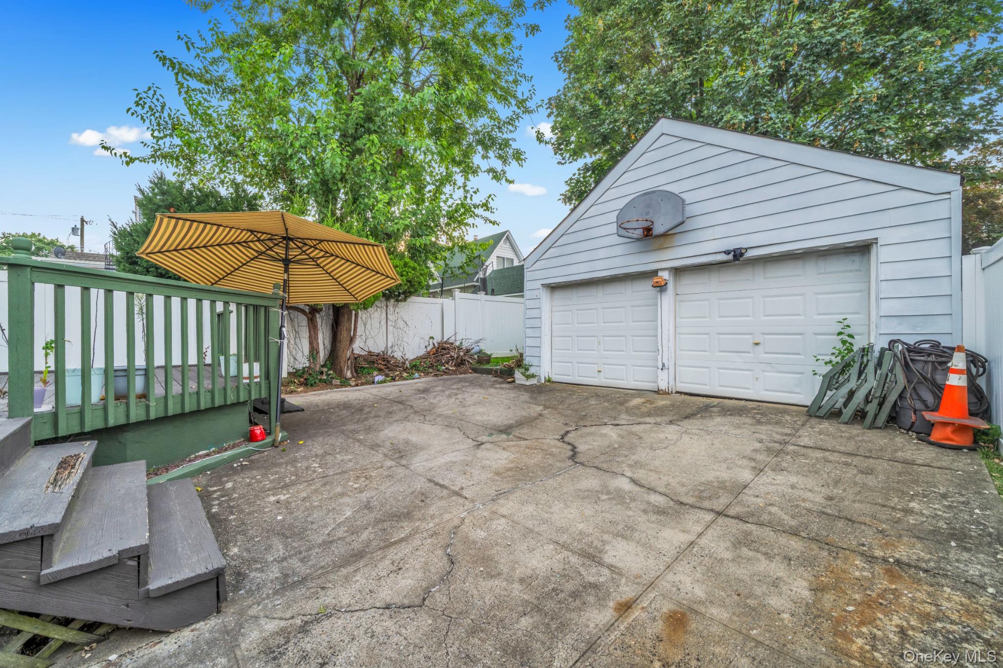 1442 Woolworth Street – For Sale photo 25