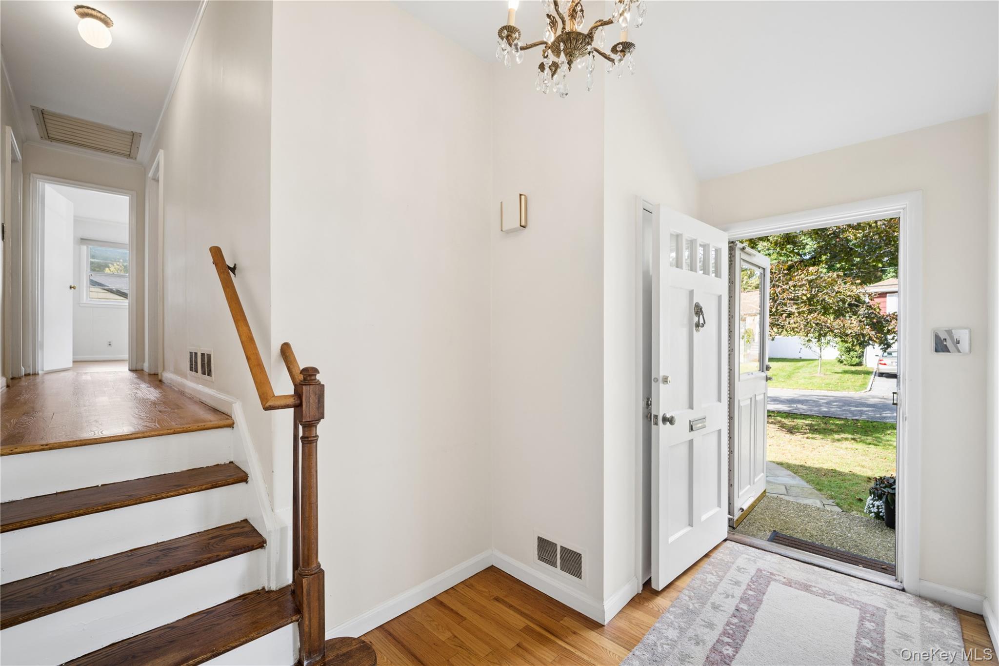226 Rosehill Avenue – For Sale photo 2