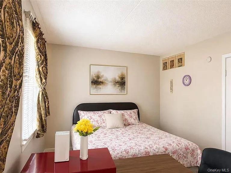 3328 14th Street – For Sale photo 7
