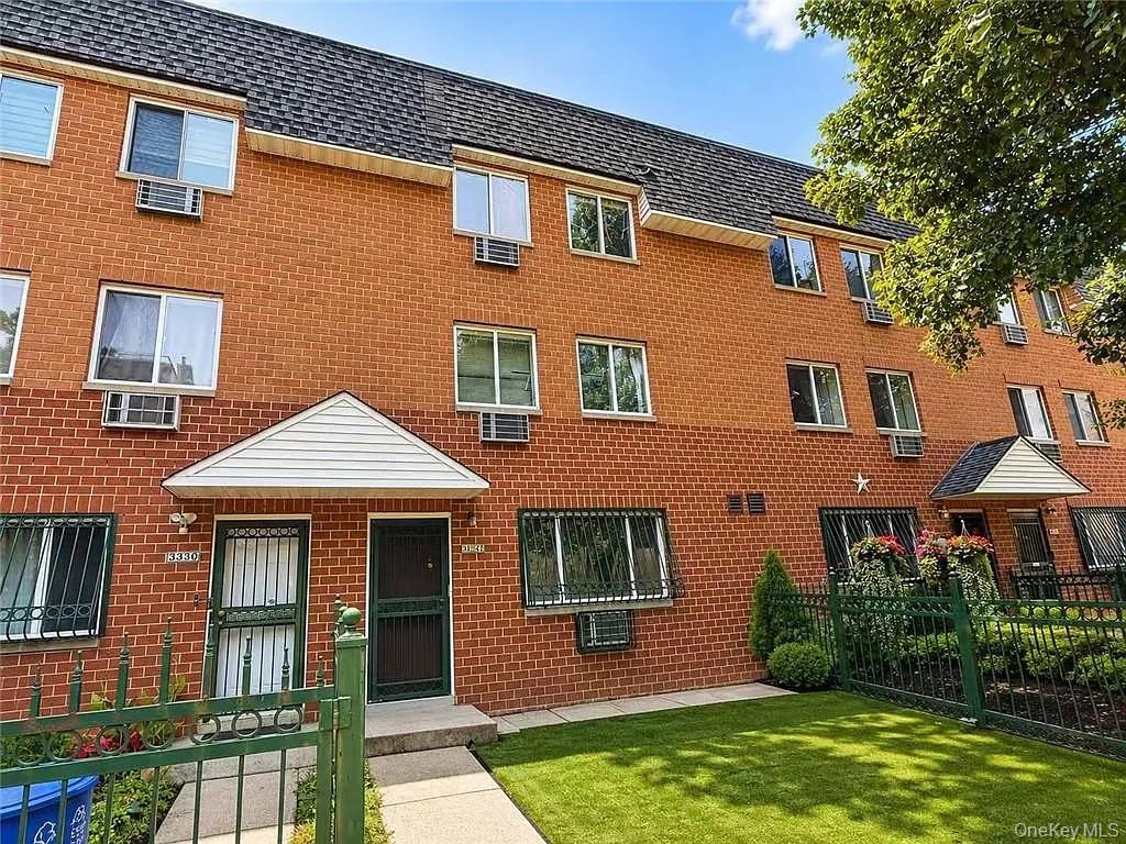 3328 14th Street – For Sale