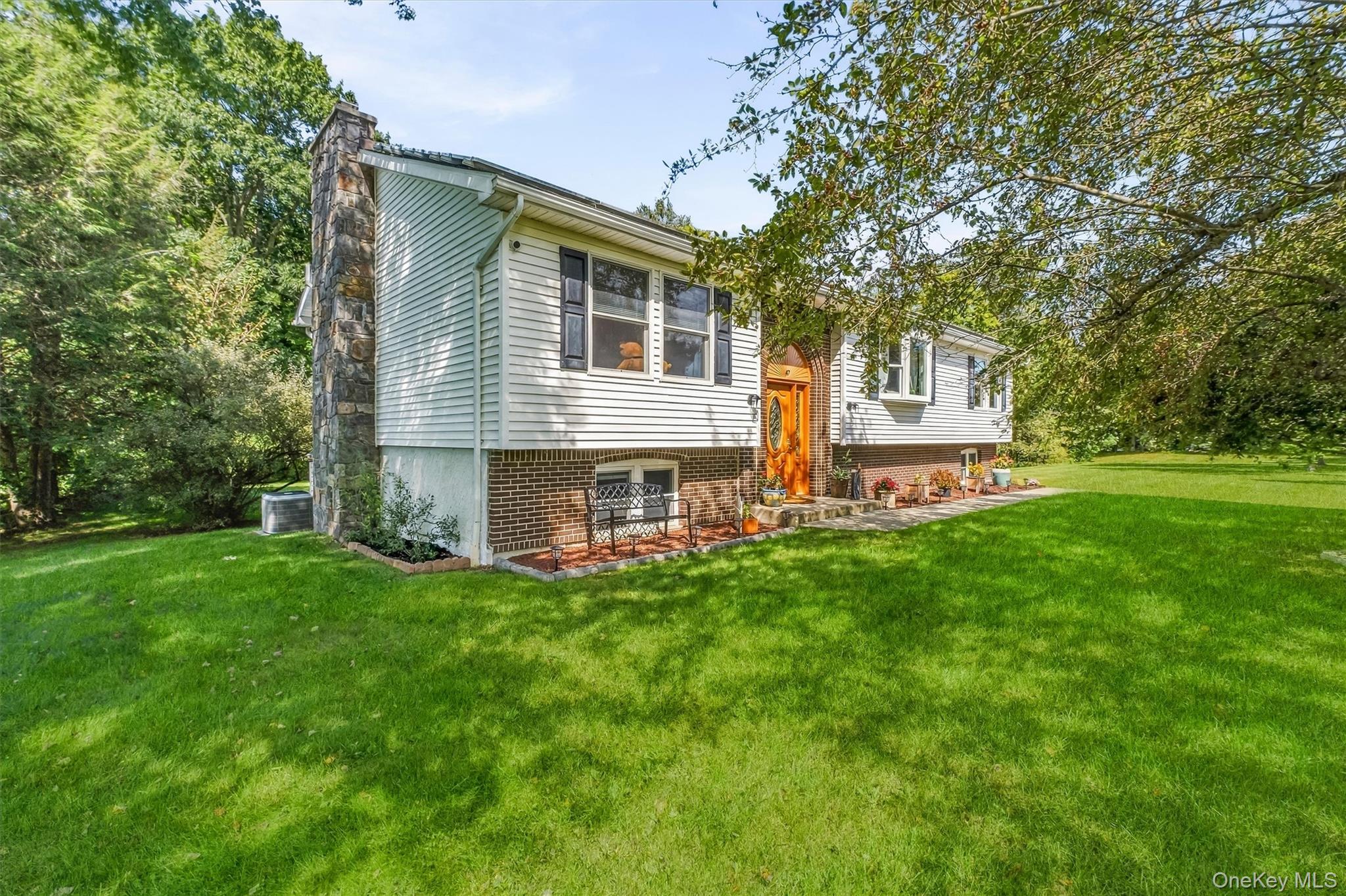 47 Stringham Road – For Sale photo 2