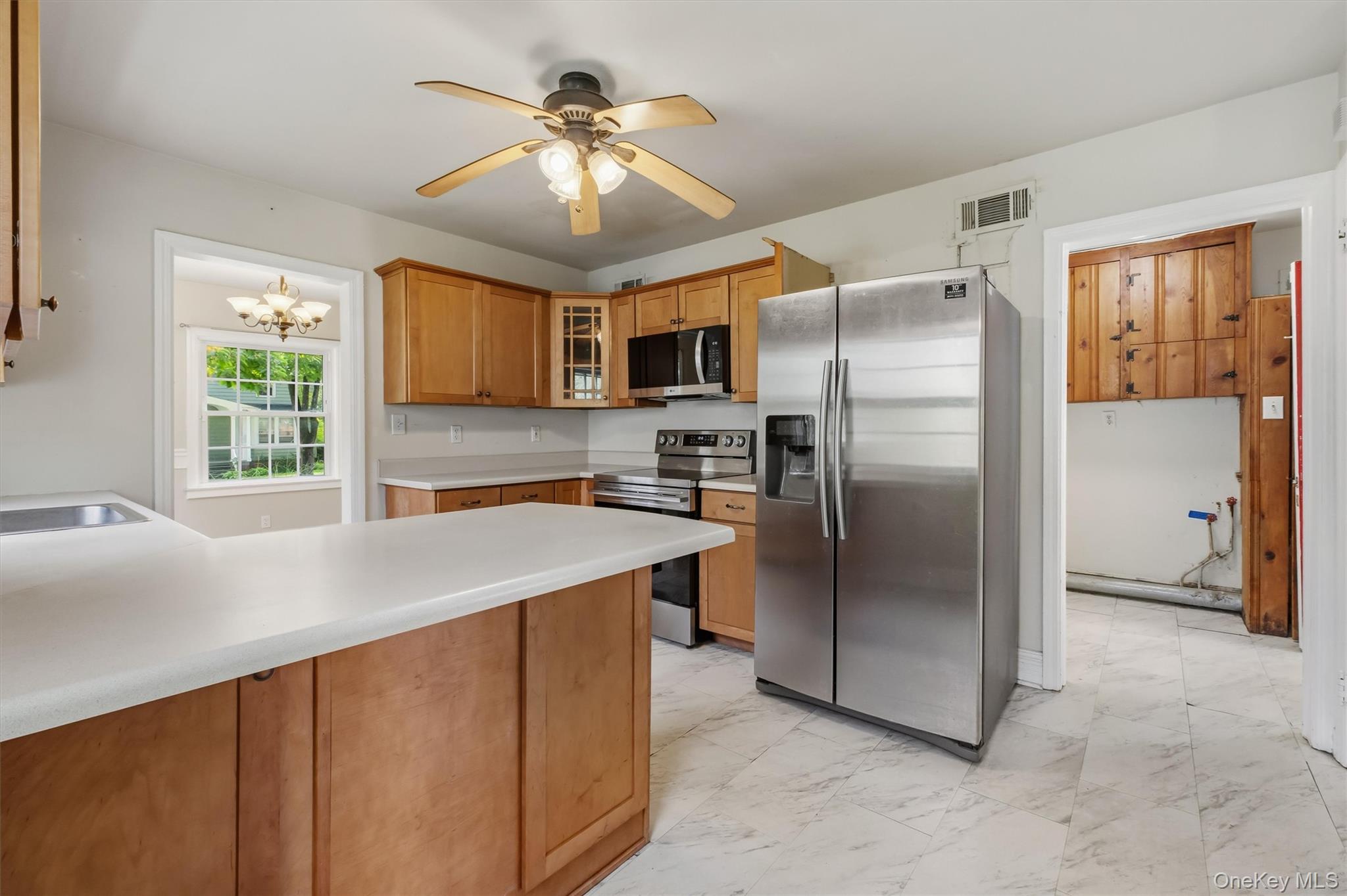107 E Cedar Street – For Sale photo 23