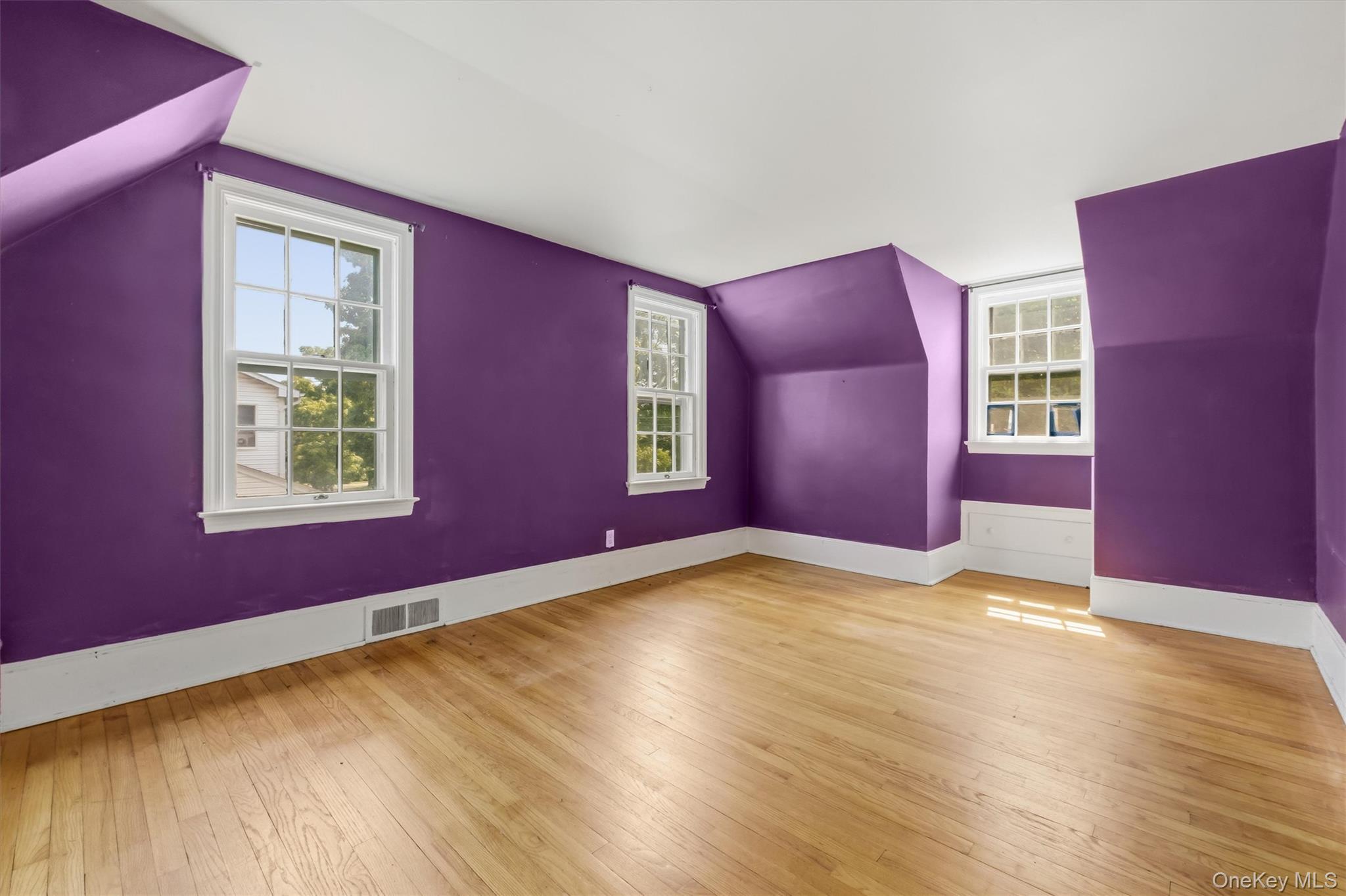 107 E Cedar Street – For Sale photo 34