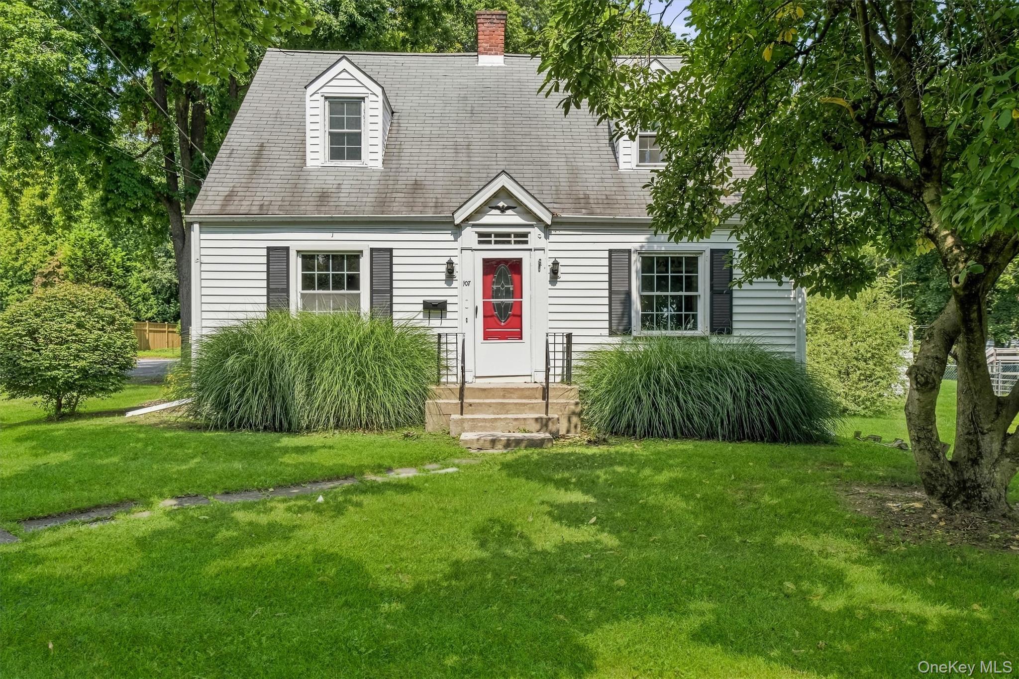 107 E Cedar Street – For Sale photo 6