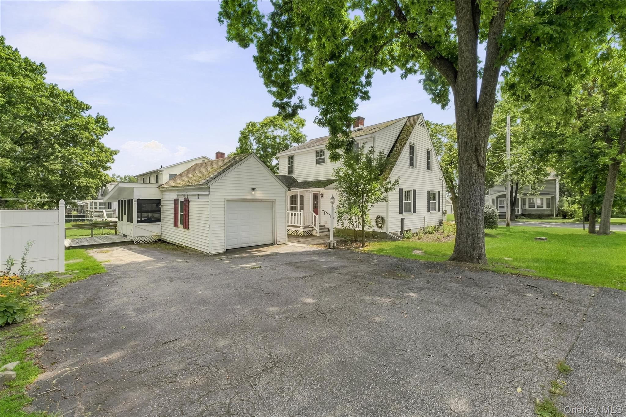 107 E Cedar Street – For Sale photo 47