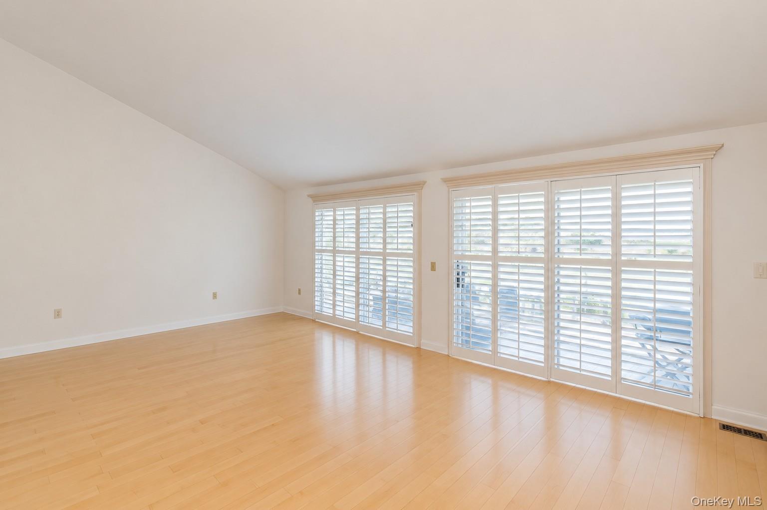 34 Harbour Dr – For Rent photo 8