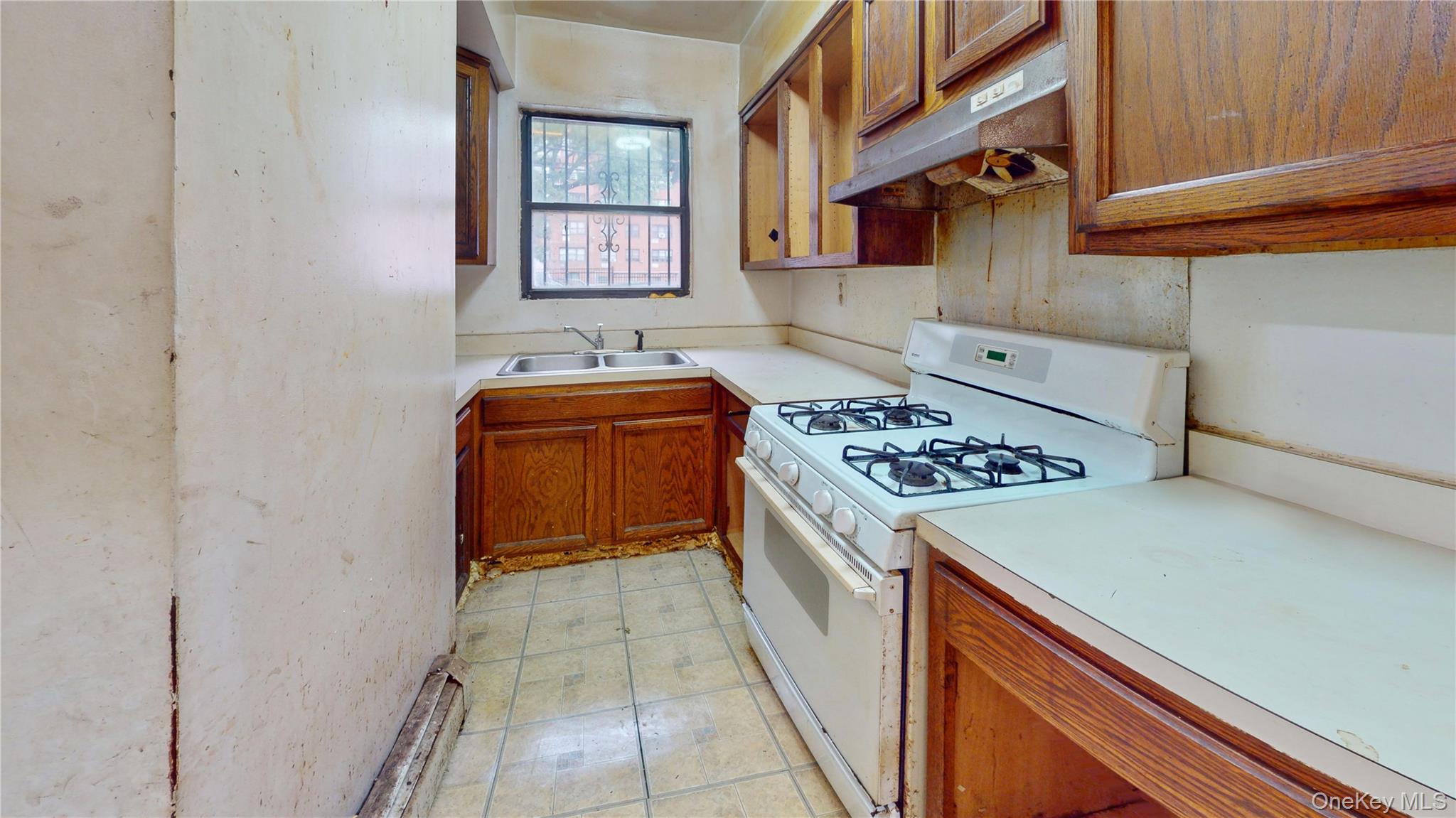 862 Leland Avenue, Unit 34A photo 2