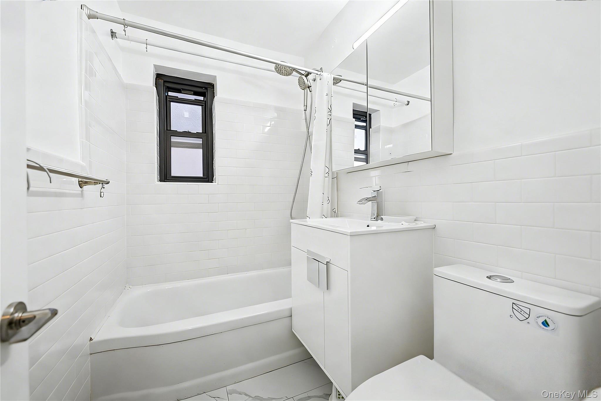 3170 138th Street, Unit 5F photo 5