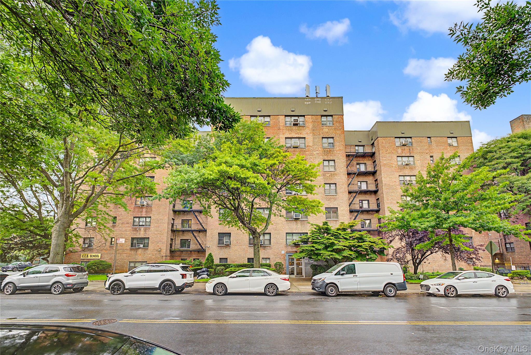 3170 138th Street, Unit 5F