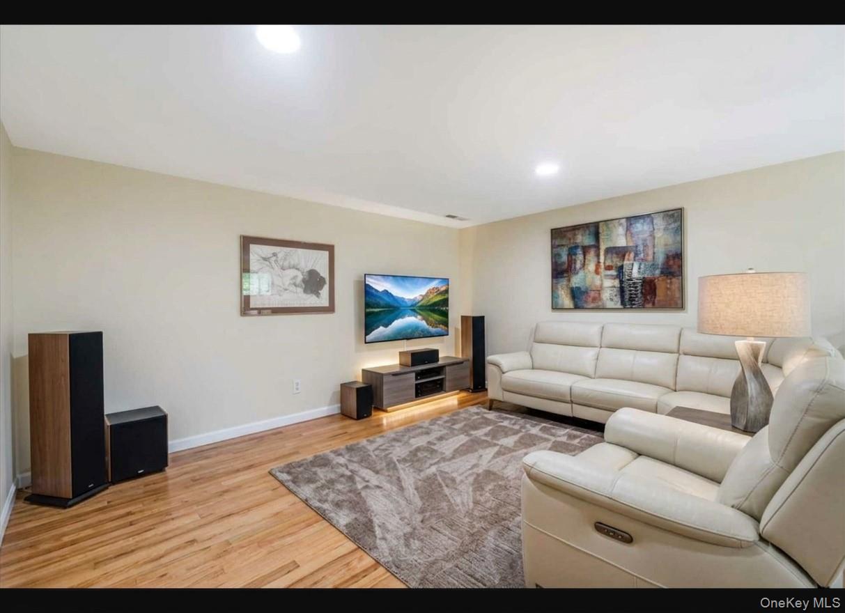 908 Route 9W S – For Sale photo 10