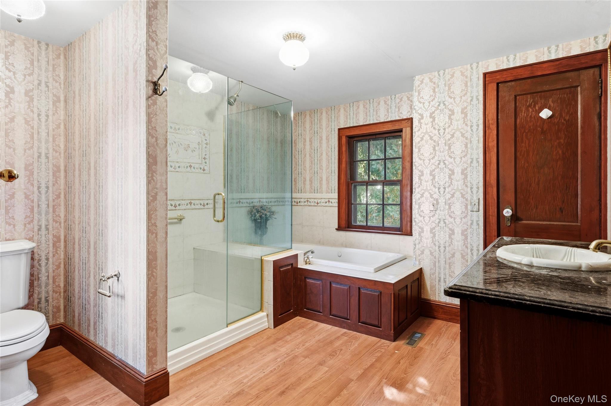 650 Grove Drive – For Sale photo 17