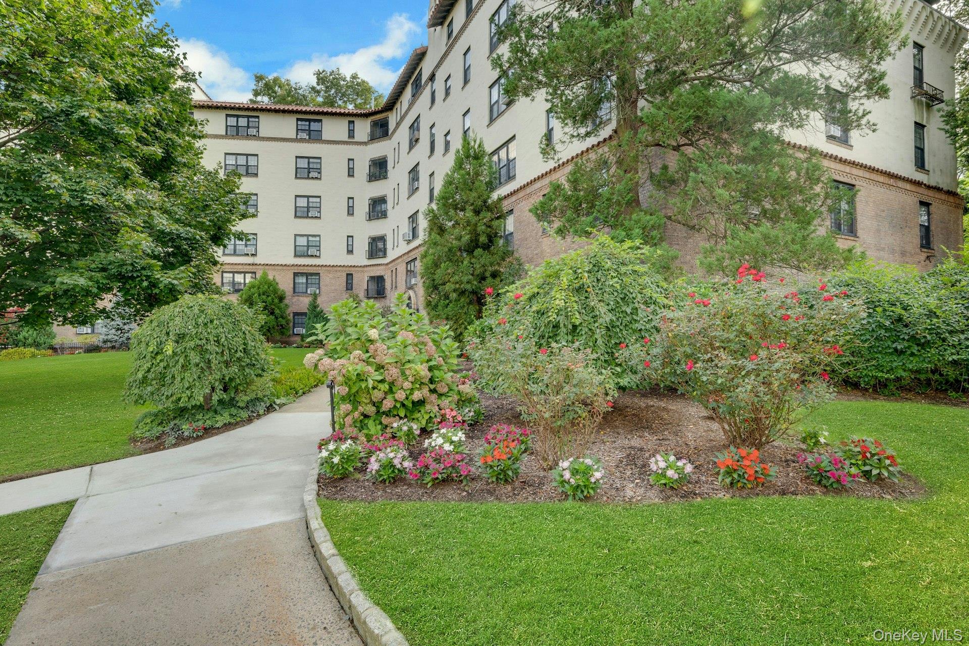 1273 North Avenue, Unit 3F photo 17