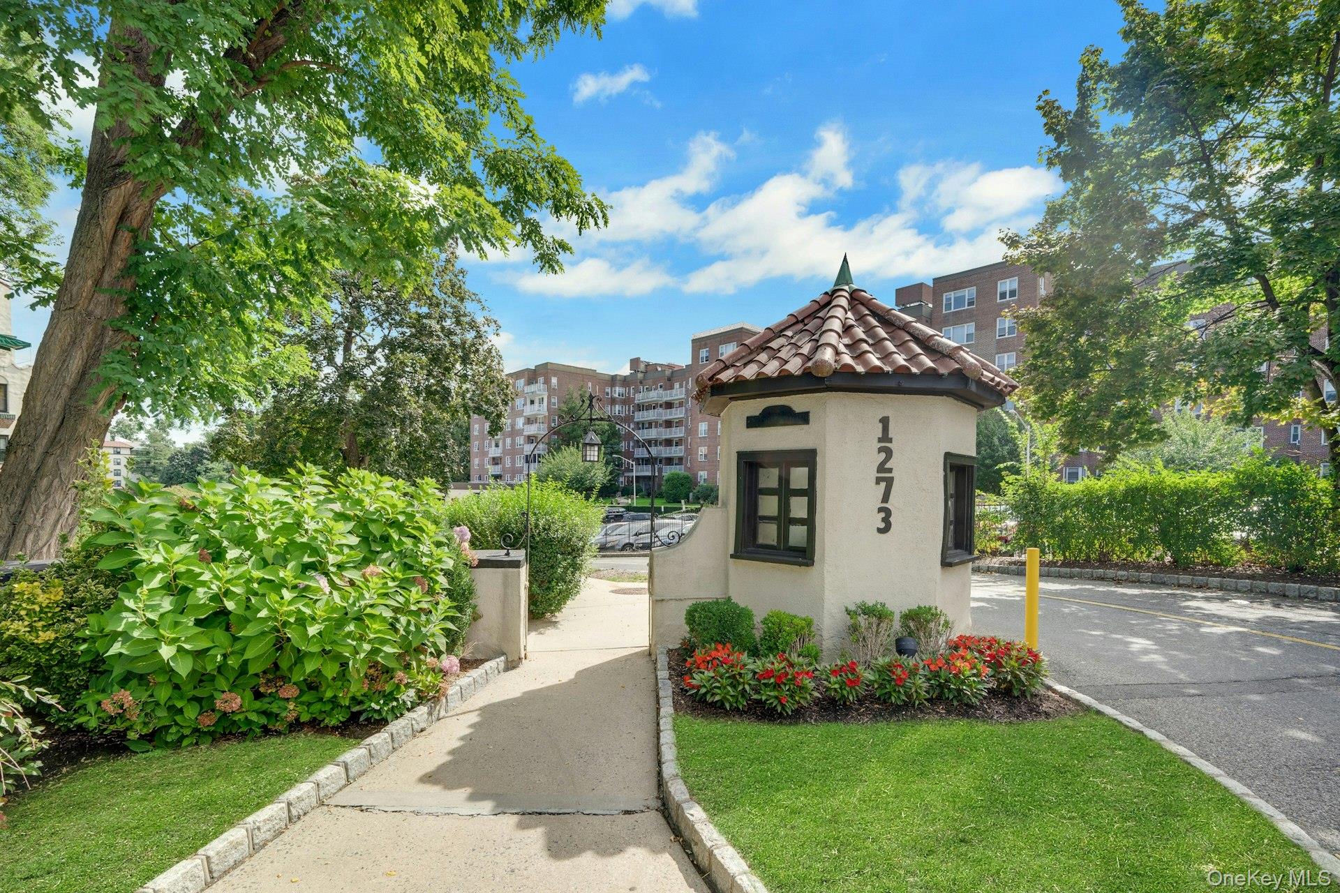 1273 North Avenue, Unit 3F photo 2