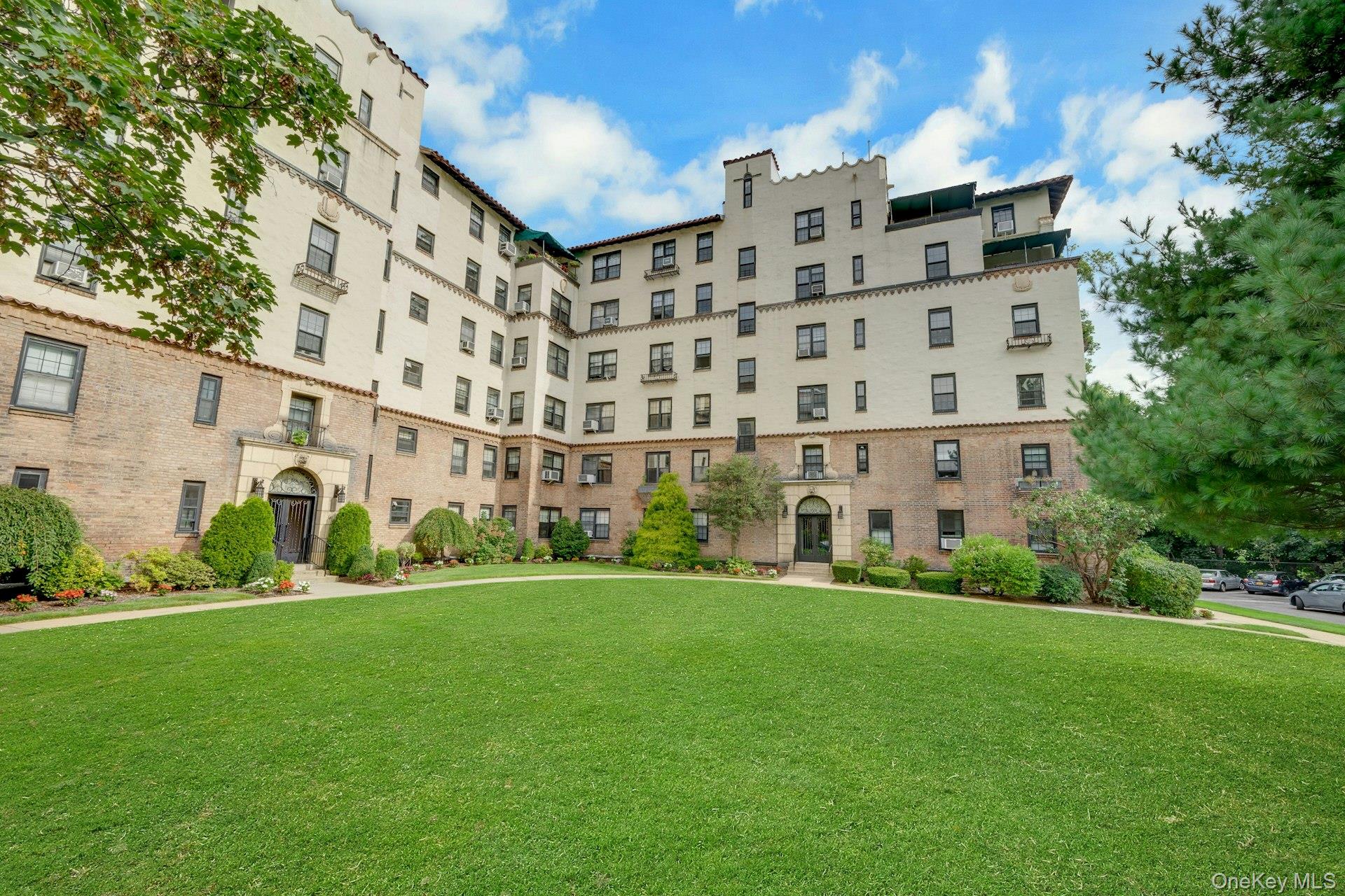 1273 North Avenue, Unit 3F photo 5