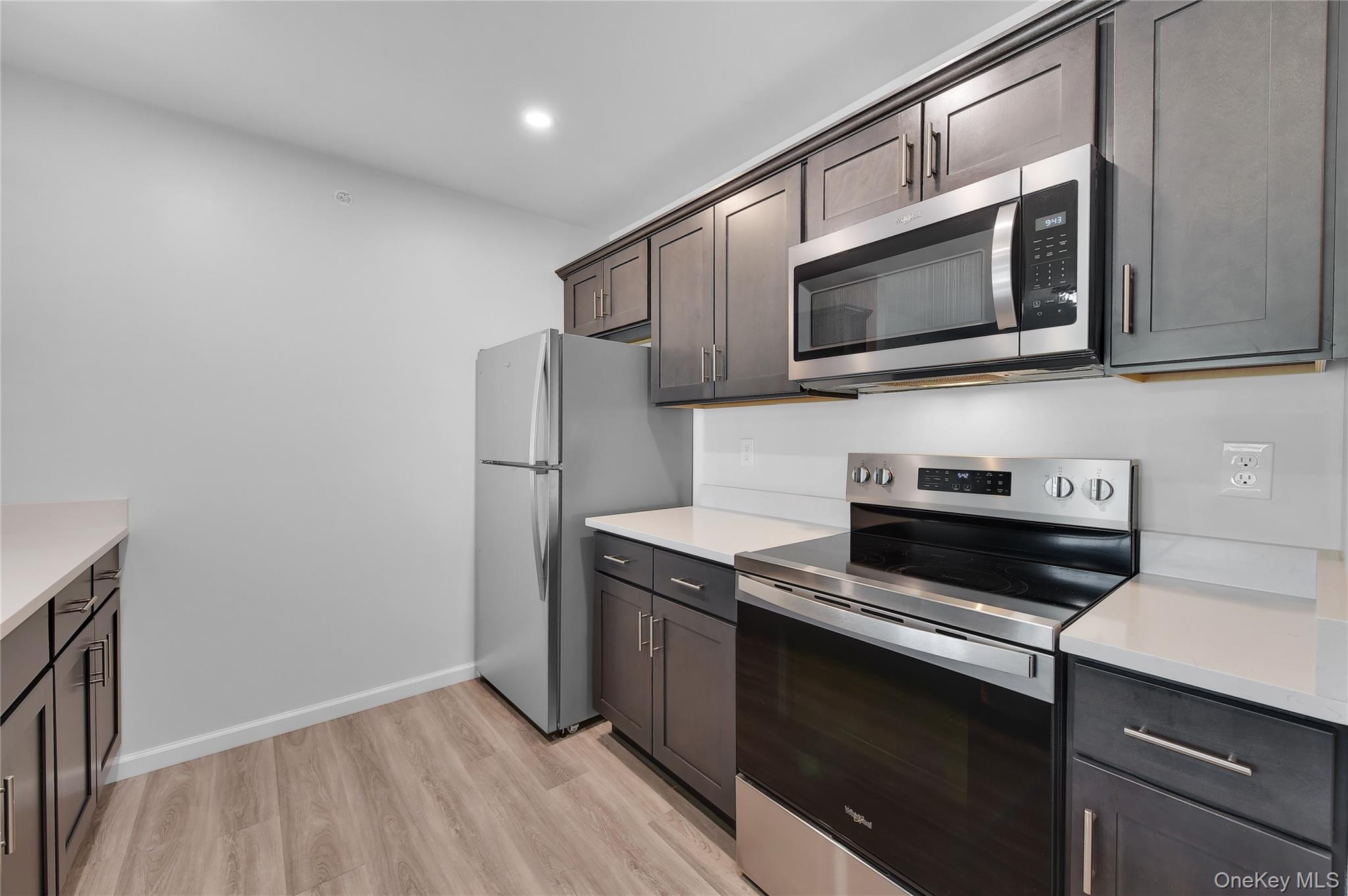 206 Golf Links Road, Unit 324 photo 3