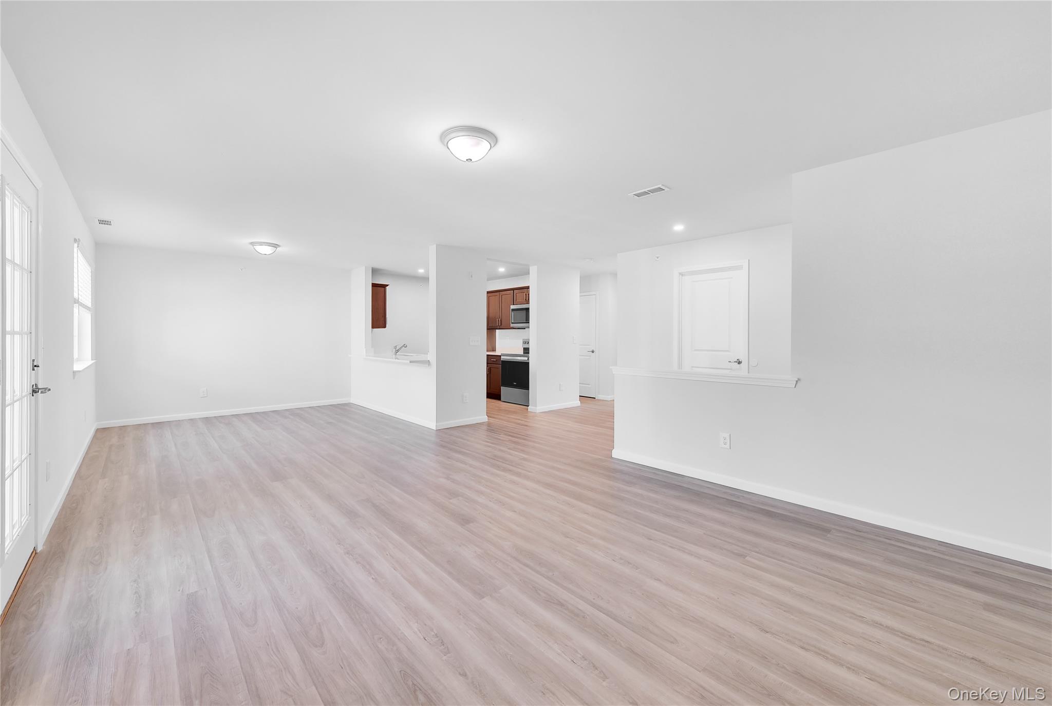 206 Golf Links Road, Unit 324 photo 2