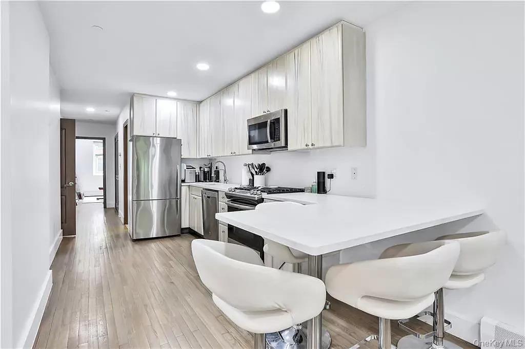 3368 Shore Parkway, Unit 2B photo 7