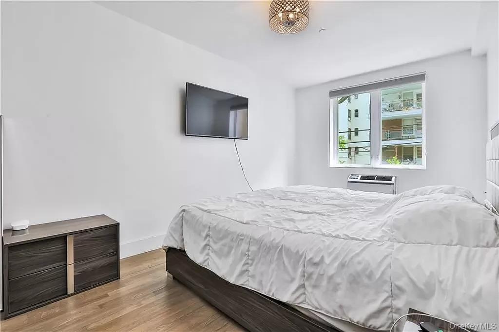 3368 Shore Parkway, Unit 2B photo 10