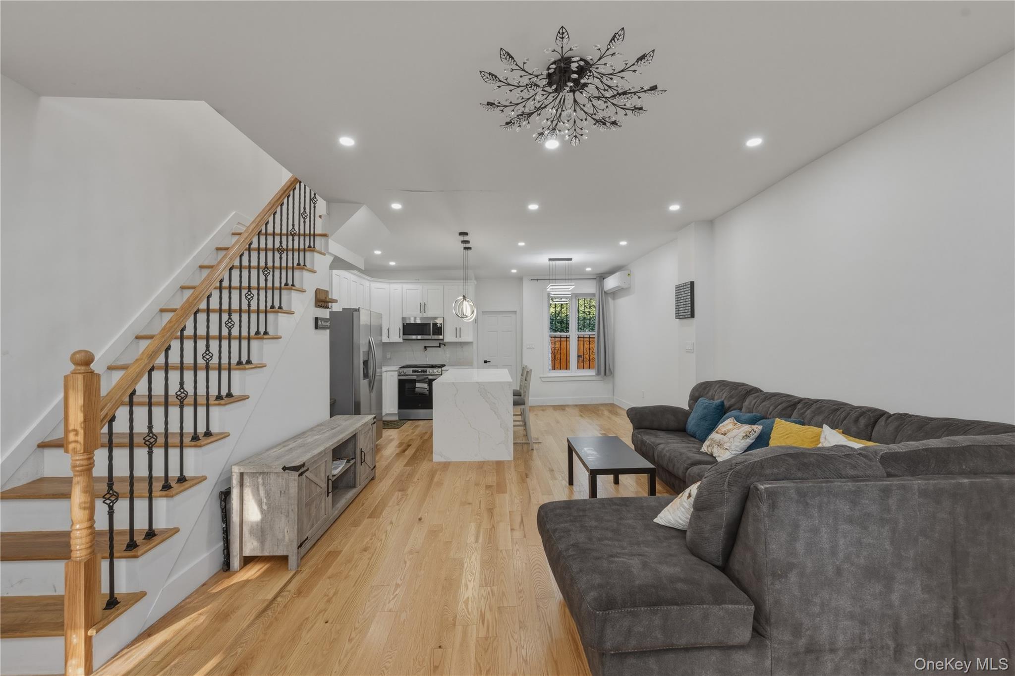 1169 Brooklyn Avenue – For Sale photo 3