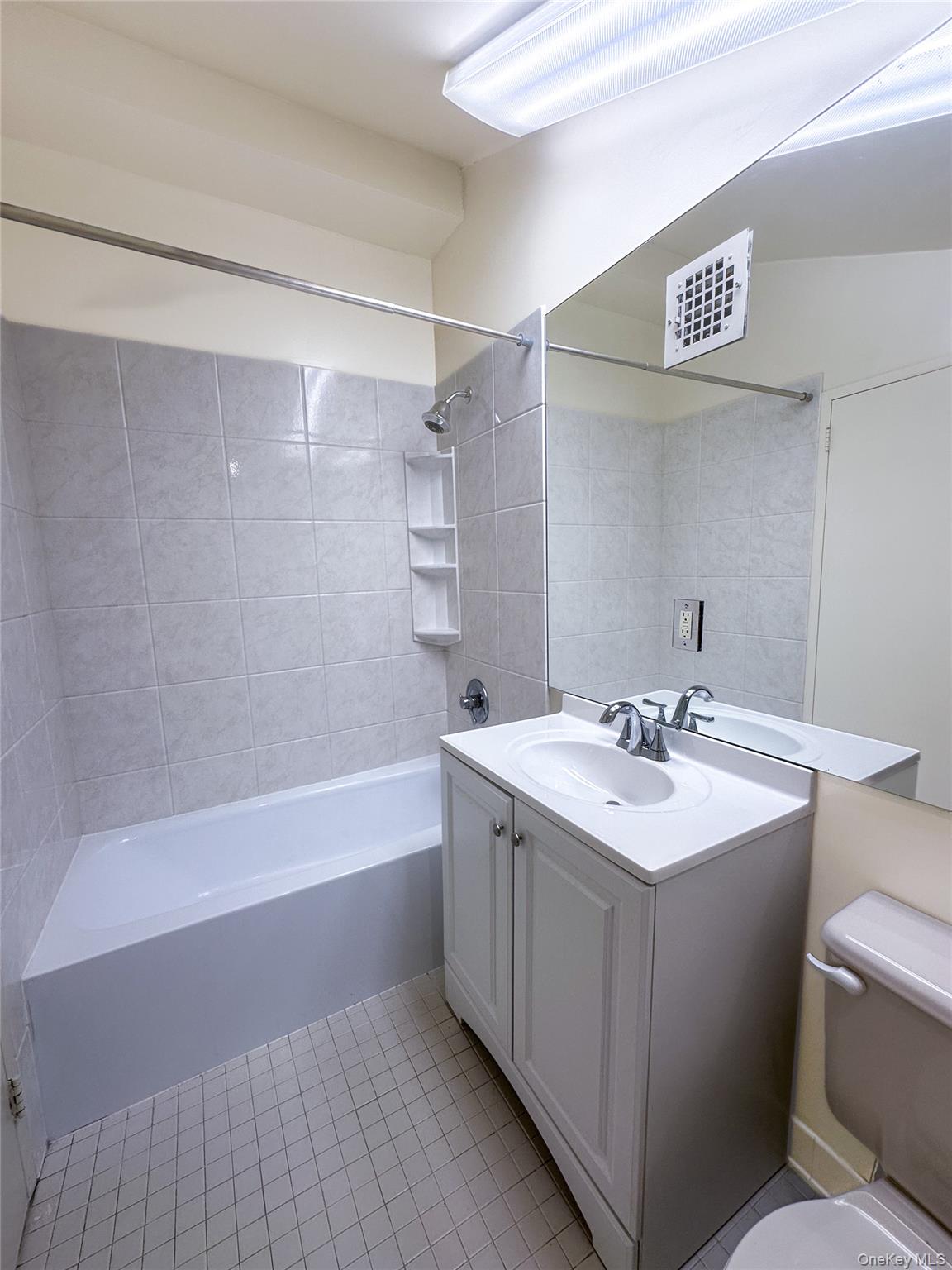 4413 Villa At The – For Sale photo 18
