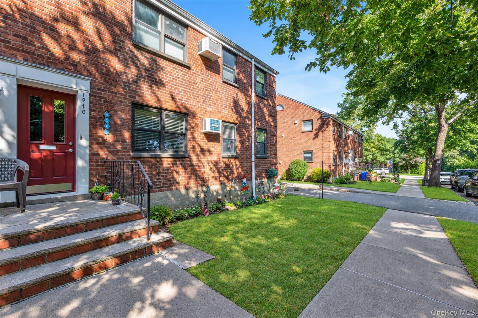 19-10 202nd Street, Unit 1-57 photo 15