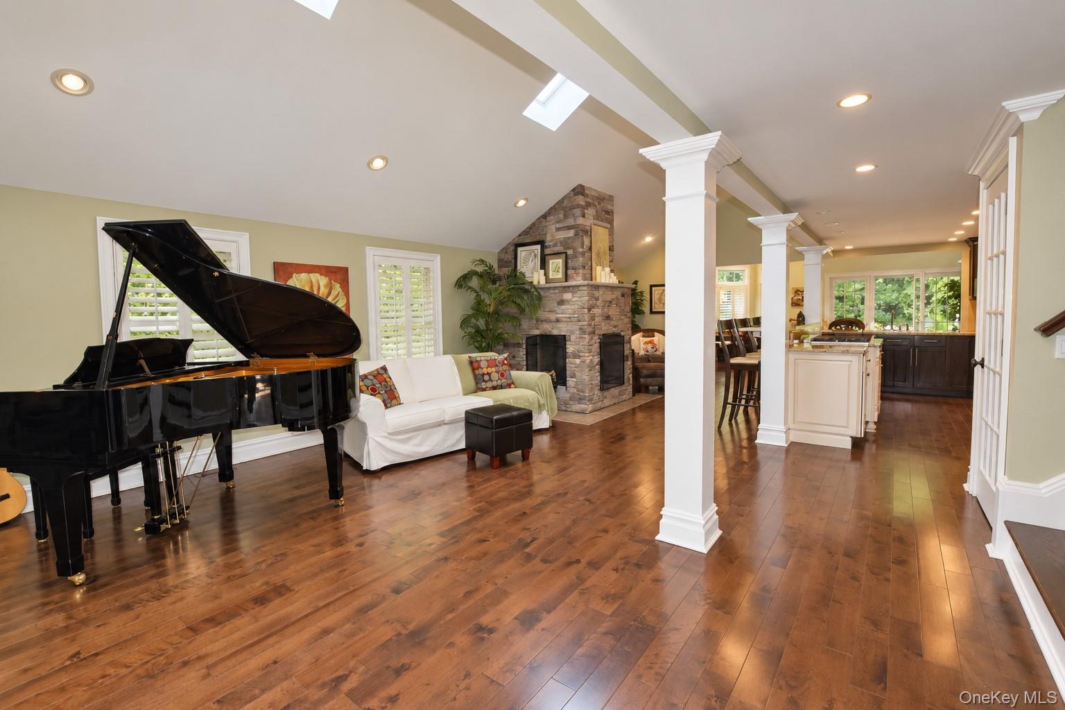 100 Edgewood Avenue – For Sale photo 15