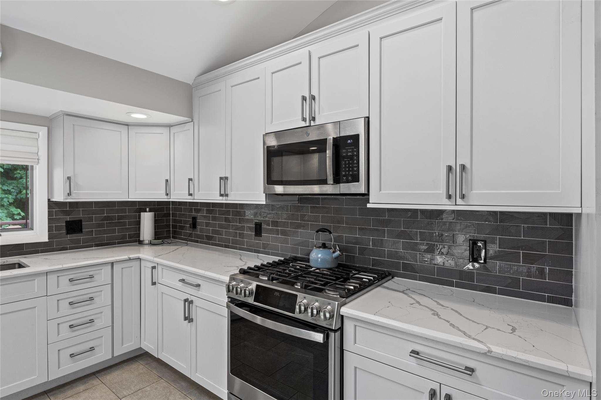12 Jano Place – For Sale photo 4