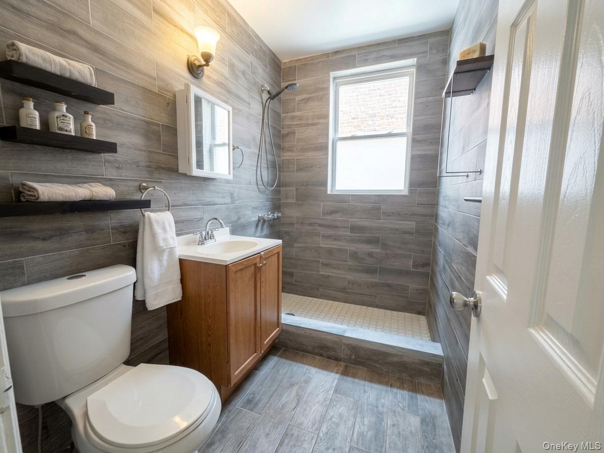 9 Morningside Avenue, Unit Apt 2 photo 6