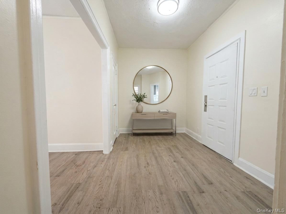 9 Morningside Avenue, Unit Apt 2