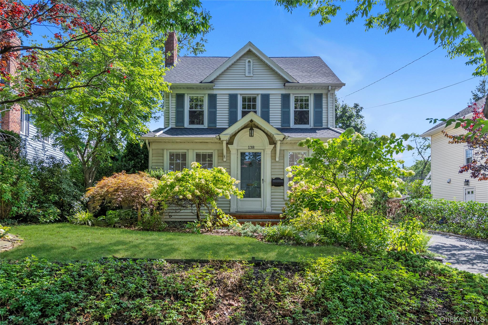 138 Hillcrest Avenue – For Rent