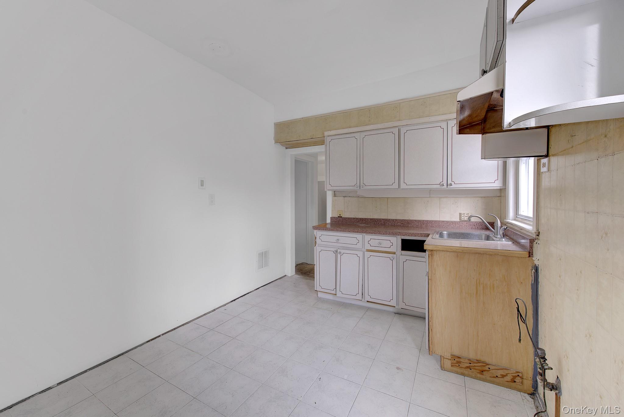 115-15 95th Avenue – For Sale photo 24