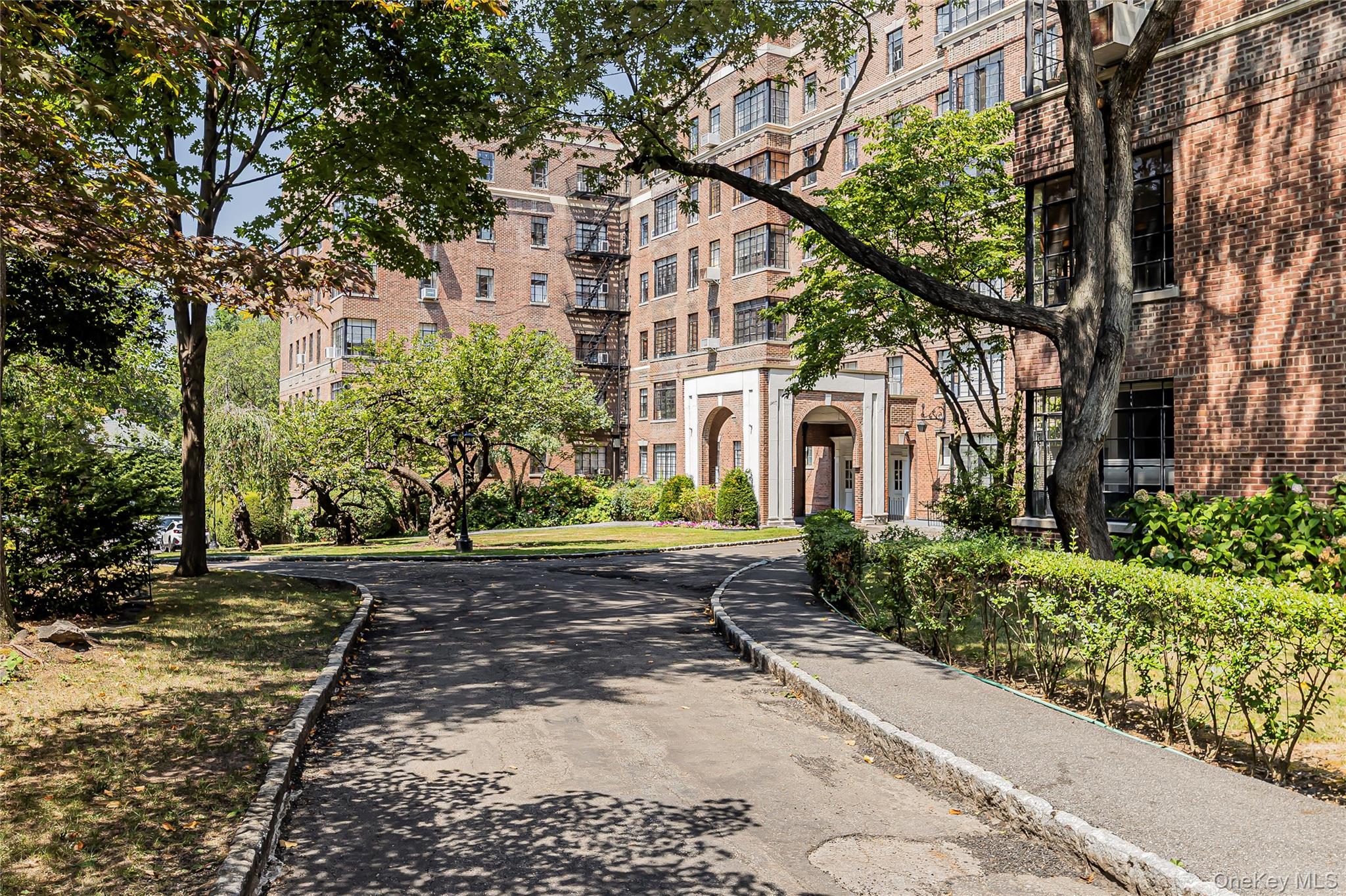 3001 Henry Hudson Parkway W, Unit 2H photo 35