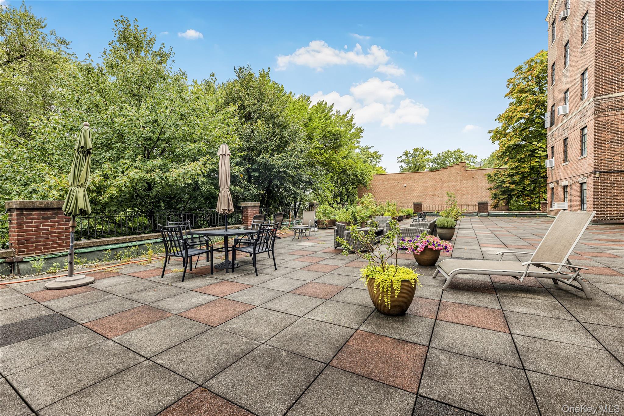 3001 Henry Hudson Parkway W, Unit 2H photo 22