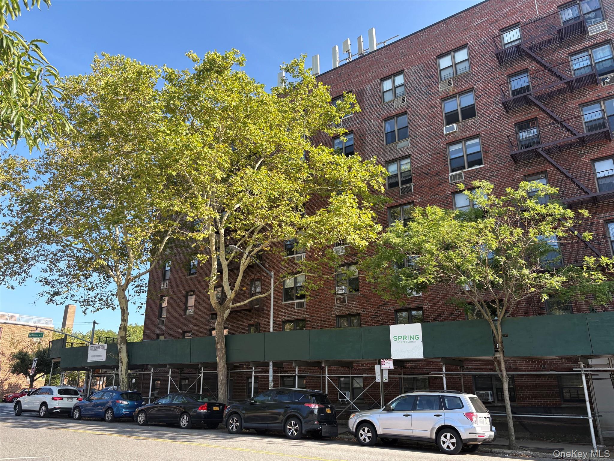 152-72 Melbourne Avenue, Unit 1D