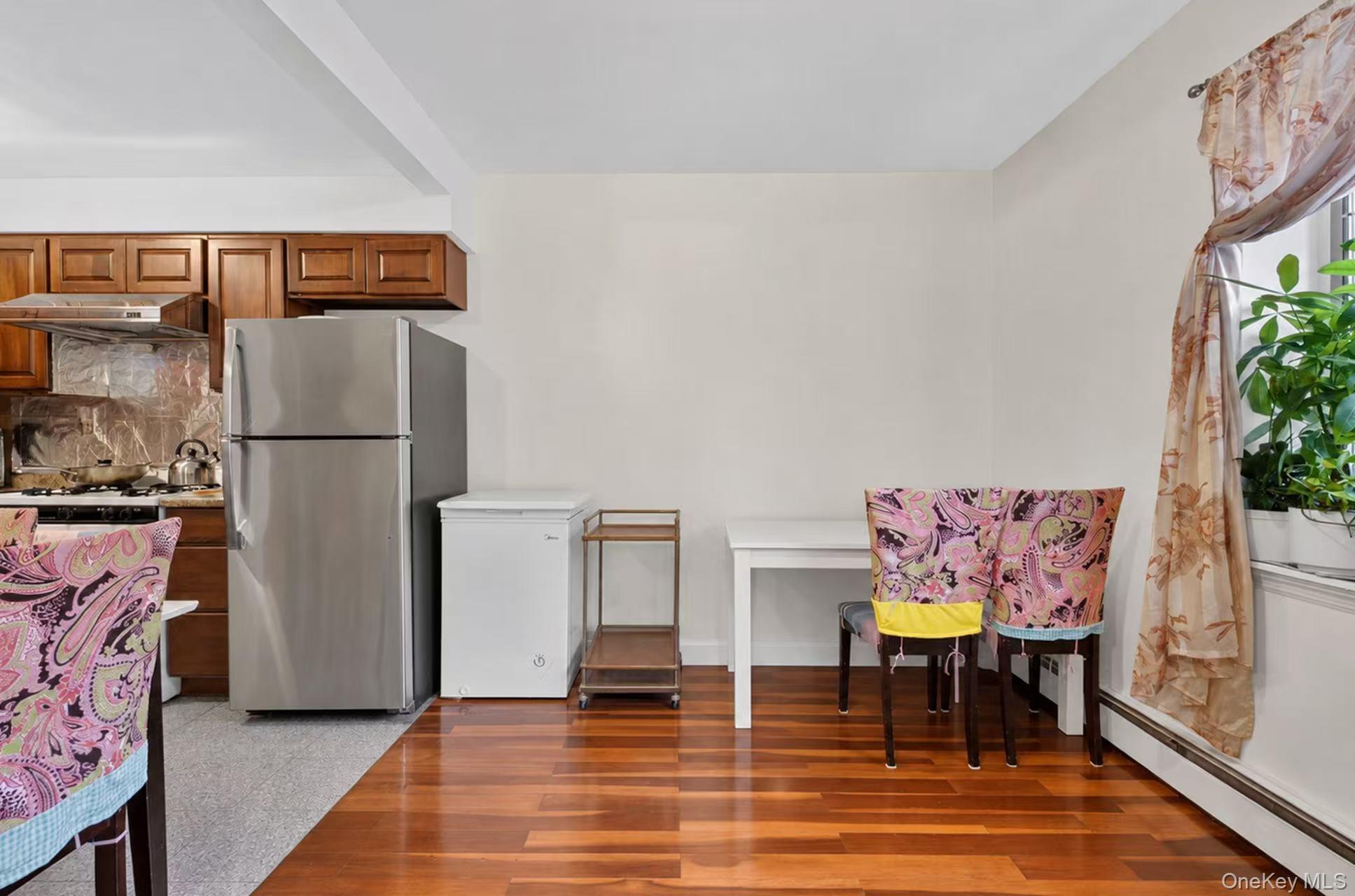 10005 37th Avenue, Unit 1B photo 6