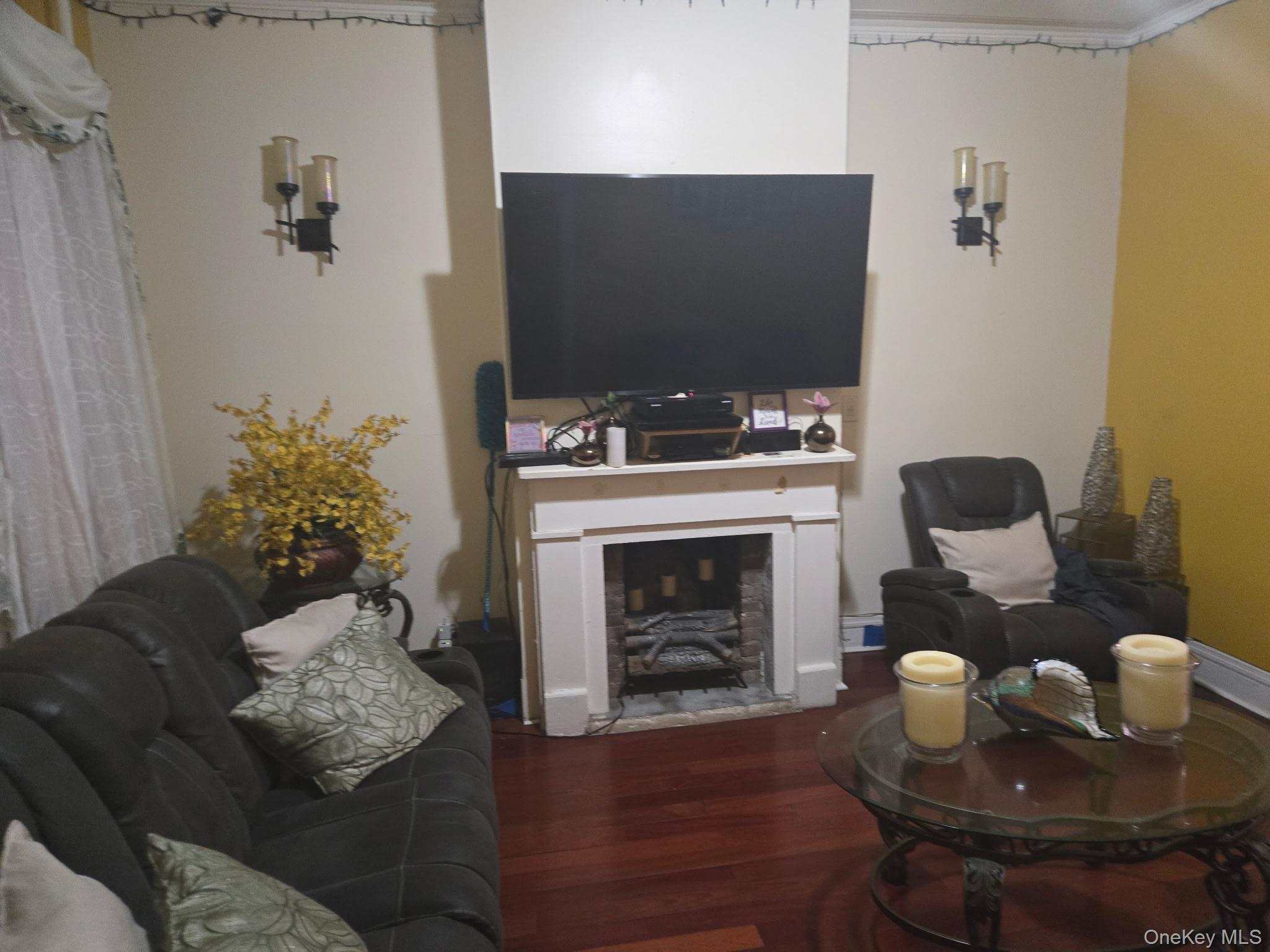 537 Jerome Street – For Sale photo 5